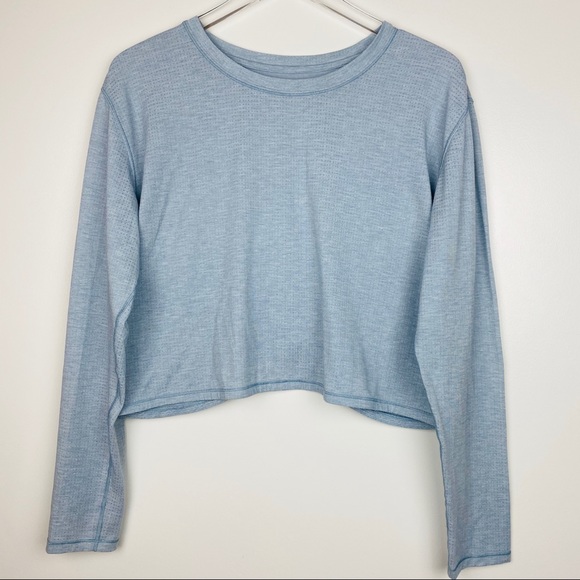 🌟SOLD🌟Lululemon Tee Long Sleeve Crop - Picture 2 of 8